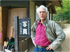 921465_561476940553827_1149952174_o